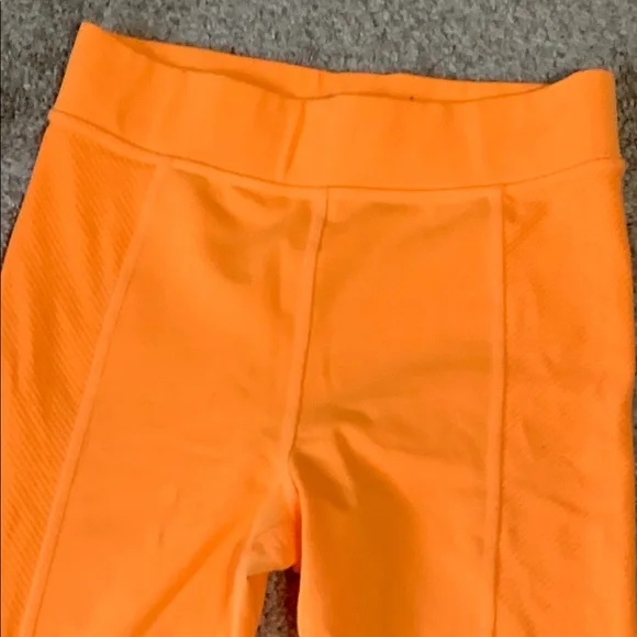 Alo Orange Leggings - Picture 2 of 4